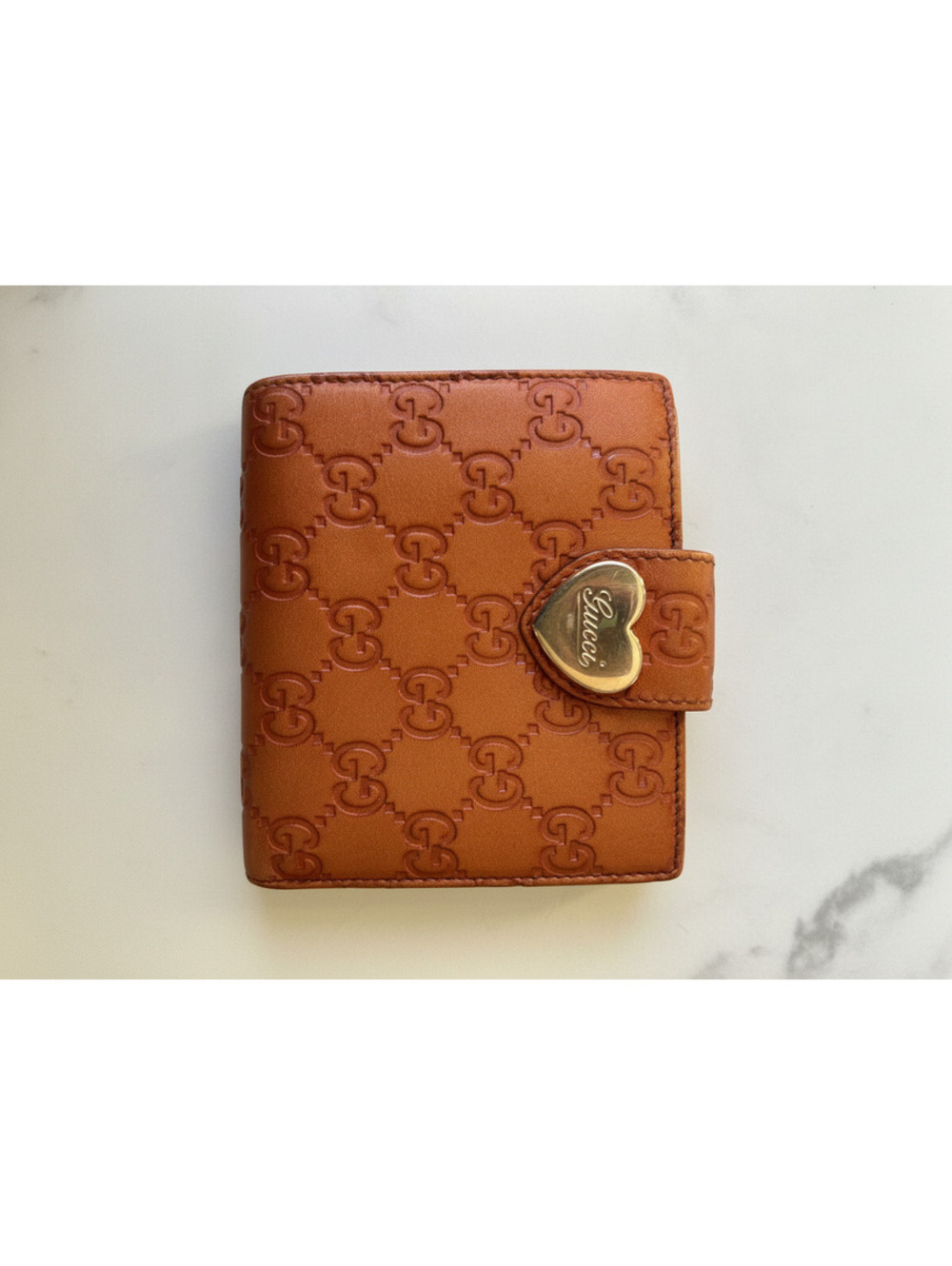 Gucci Orange Leather Bi-Fold Wallet with Heart-Shaped Logo Clasp